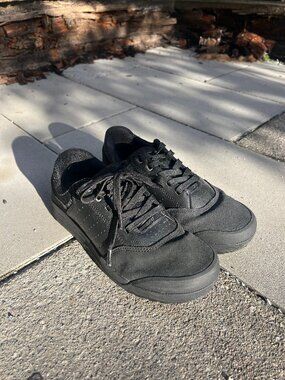 Specialized 2FO Roost Flat MTB Shoes – Size 42 (US Men's 9) – Like New